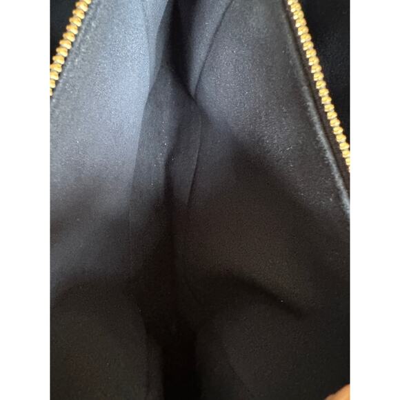 Louis Vuitton Coussin Bag Monogram Embossed Lambskin PM 67768 - Picture 12 of 15